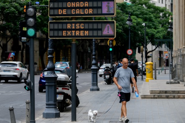 Sábado de temperaturas muy altas y con tormentas por la tarde en el interior de Valencia
