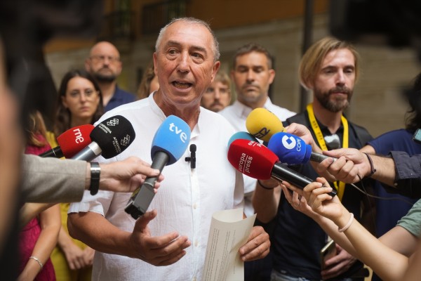 Compromís pide a Mazón que convoque elecciones tras la ruptura de Vox con el PP