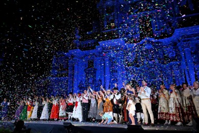 El Festival de Folklore en el Mediterráneo cierra con más de 4.000 asistentes y viendo pasar a 400 artistas
