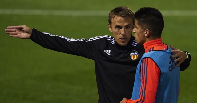 Phil Neville deja el Valencia CF