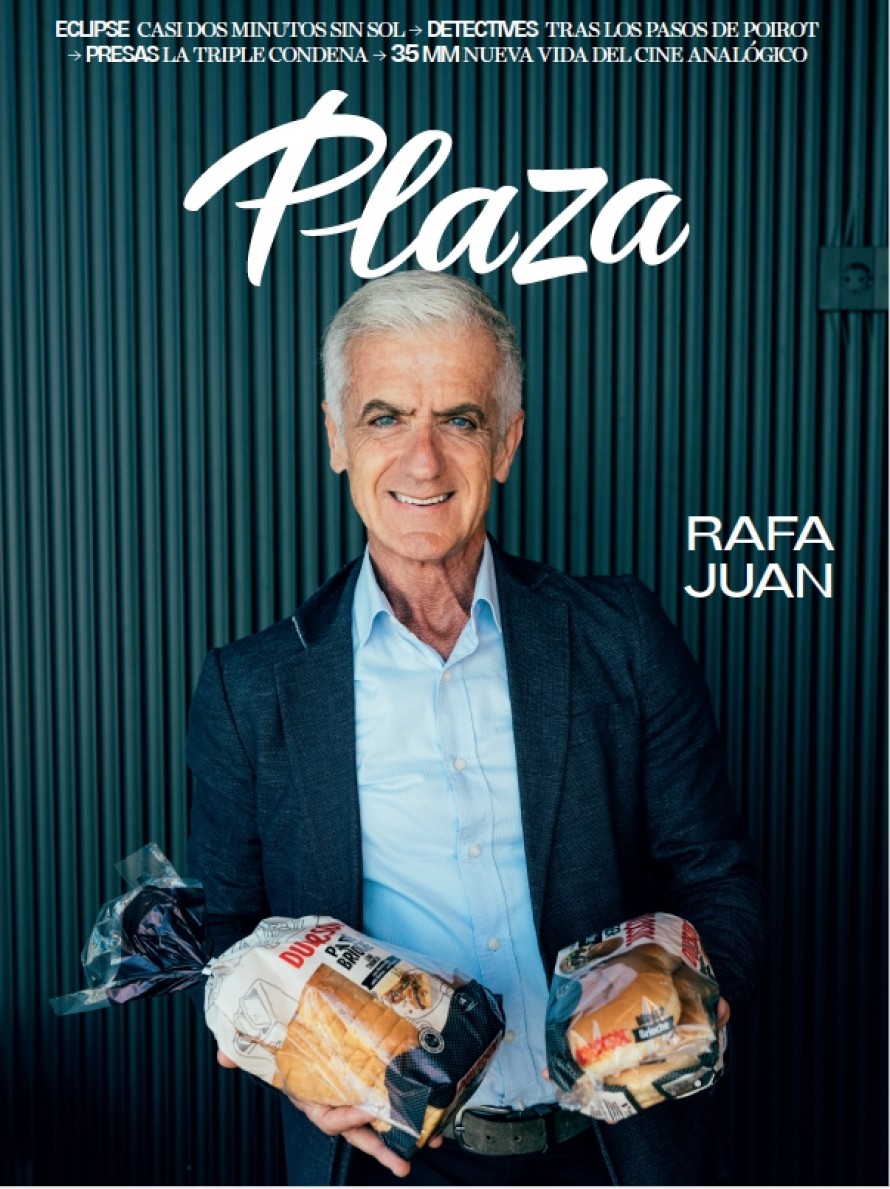 Rafa Juan, portada de la revista Plaza de julio
