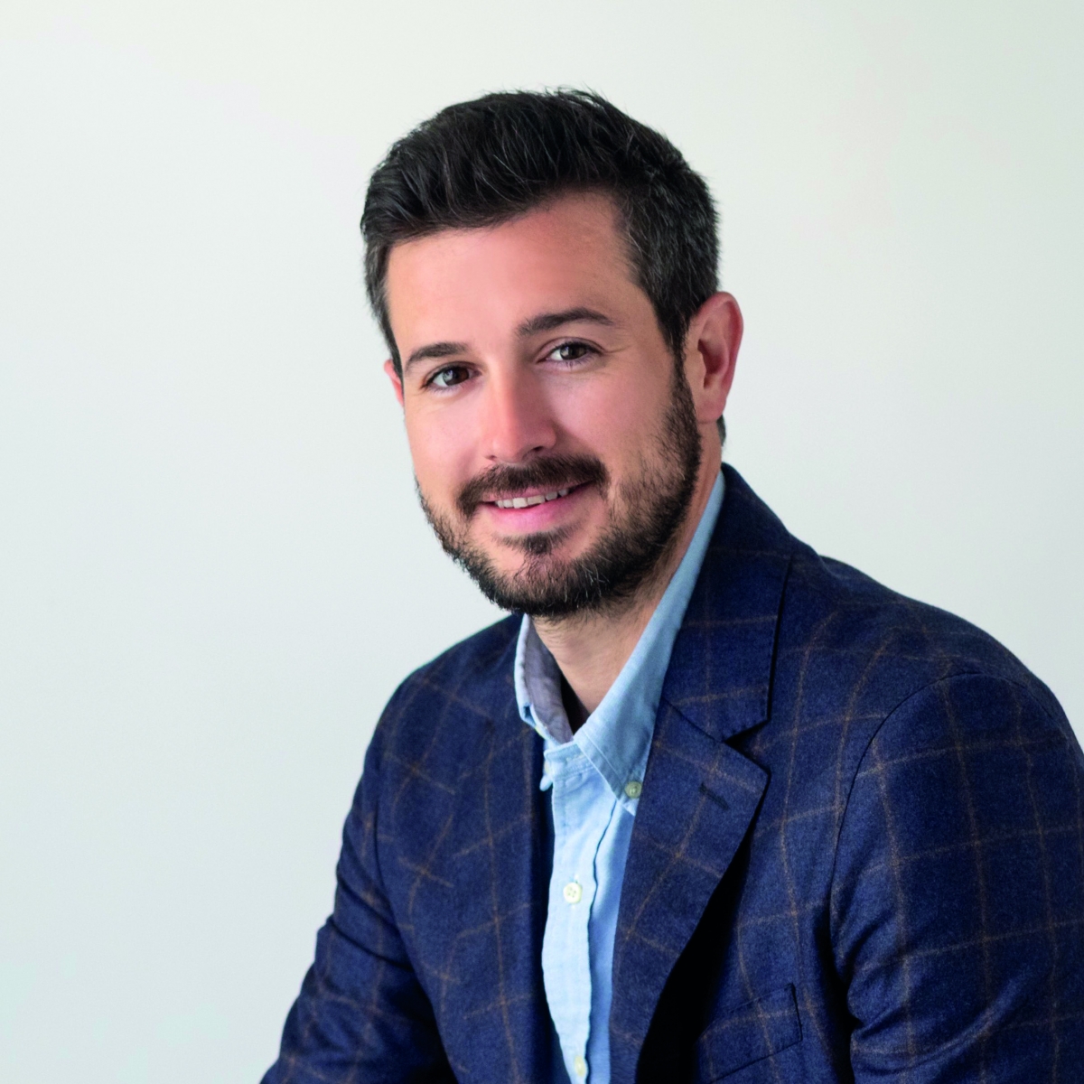 Carlos Juan ocupa actualmente el cargo de general manager de Vicky Foods y sucederá a  su padre, Rafa Juan. 