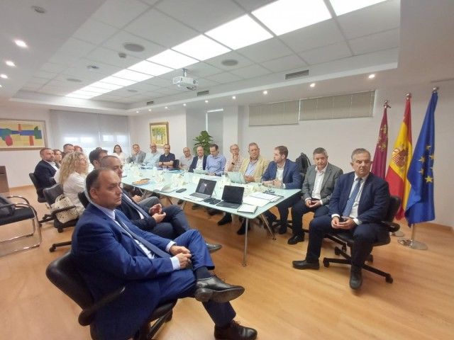 El Comité Interdepartamental, formado por 21 miembros, echa a andar con la misión de supervisar el Plan Industrial de la Región