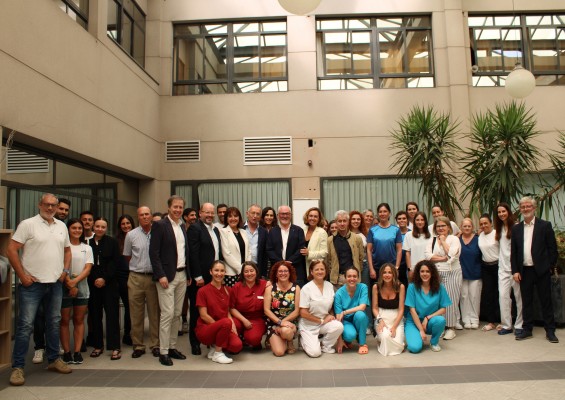El grupo sanitario Ribera incorpora la Clínica Assistens en A Coruña con más 30 especialidades