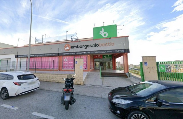 La tienda de Embargosalobestia en Benidorm echa el cierre: liquidará todos sus productos con un 60% de descuento