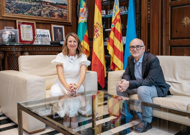 Promoción del talento, cultura, compromiso social y alojamiento universitario: Carrasco y Lancis mantienen su primera reunión