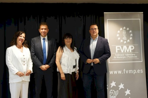 El Consell presenta el Plan Vive ante alcaldes de la Plana Baixa, el Alto Palancia y el Alto Mijares