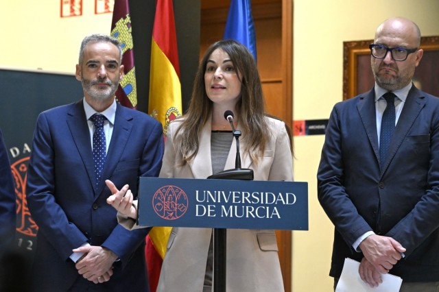Murcia diseña un modelo de transporte en bus que permitirá a 330.000 personas llegar al Campus de Espinardo y a La Arrixaca en media hora