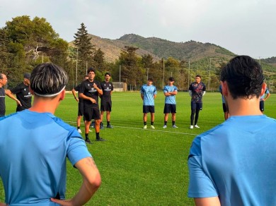 El Efesé ya entrena y Nacho Martínez habla de 