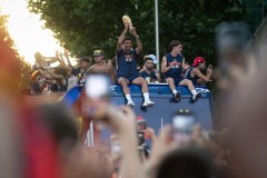 España celebra su segunda estrella por todo lo alto en una Madrid entregada