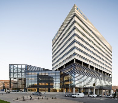 Los hospitales de Vithas incorporan a GenesisCare España para reforzar red asistencial y oncológica