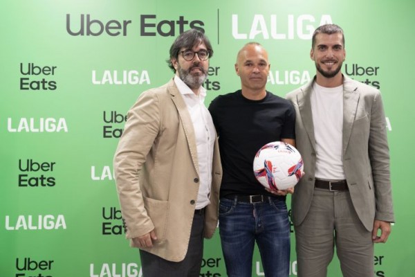 LaLiga y Uber Eats firman un acuerdo de colaboración hasta la temporada 2026/27
