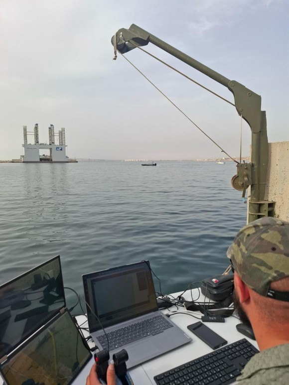 El Puerto de Alicante prueba el barco autónomo con IA para tareas de vigilancia, patrulla y seguridad marítima