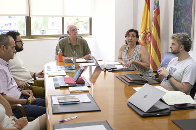 Paiporta convertirá el polideportivo en un refugio climático creado con el vecindario y técnicos internacionales