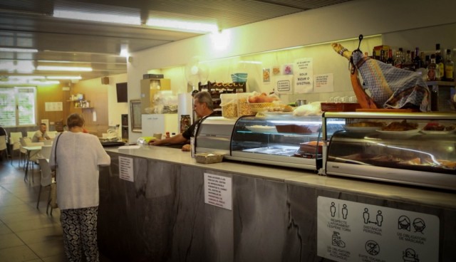 Torrent da luz verde a la licitación de las cafeterías-restaurante de los Centros de Mayores San Enrique y Bellido