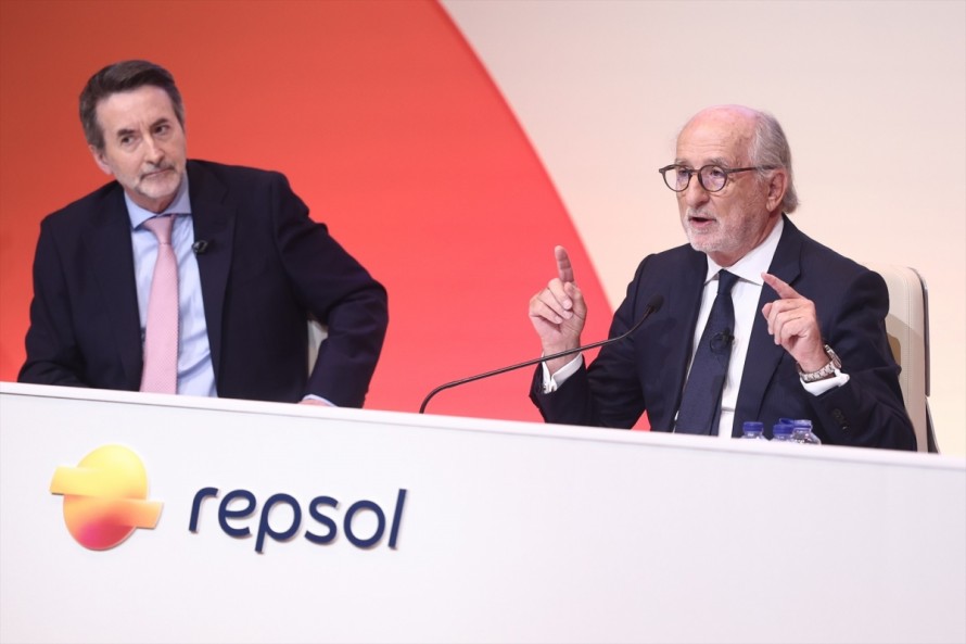 Repsol pone rumbo directo hacia sus máximos históricos al frente de los avances anuales del Ibex 35
