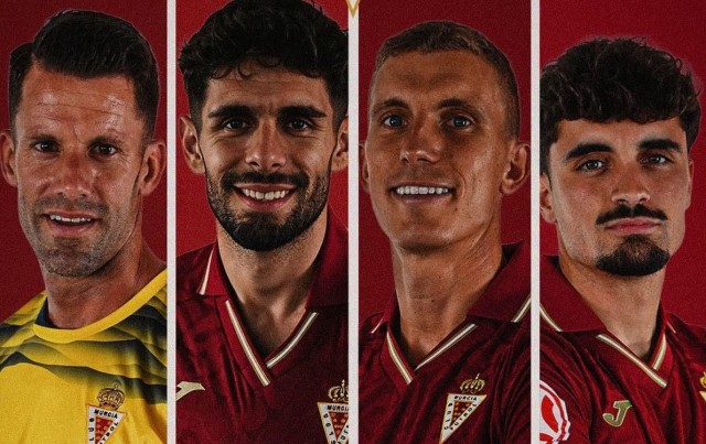 Jorge Mier, Óscar Gil y Dani Jiménez acompañan a Alberto González como capitanes del Murcia
