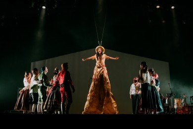 Coque Malla, Sandra Monfort y Estrella Morente ponen la nota musical a Sagunt a Escena
