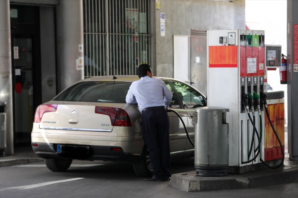 Los carburantes estrenan el verano con tres semanas consecutivas de subida de precios