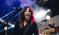 Adiós a Jennifer Finch, el pulso salvaje de L7