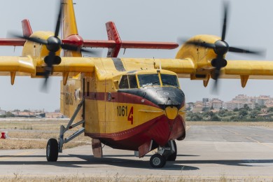 Avincis suma dos Super Scooper a su flota europea con una alianza con la estadounidense Bridger