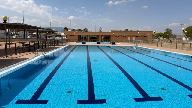 Vox propondrá prohibir el burkini en las piscinas municipales de Murcia