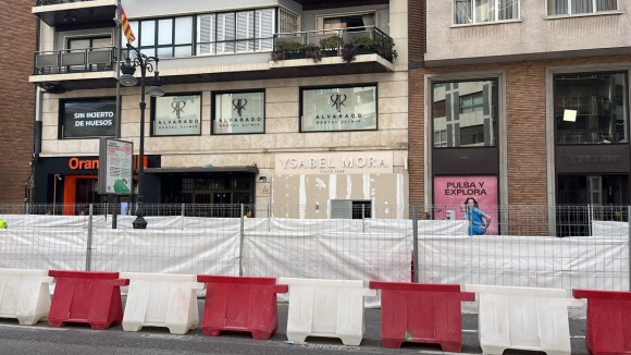 La firma Ysabel Mora releva a Freshly en la Calle Colón de València
