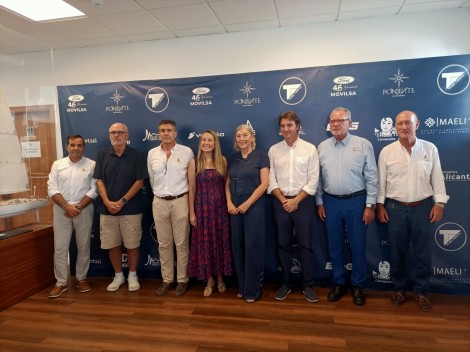 La TabarcaVela celebra 30 ediciones con cerca de 50 embarcaciones y 400 regatistas en Alicante