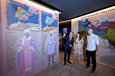 El centro Madina Mursiya de Murcia suma una plataforma de cristal, pantallas dinámicas y nuevos personajes virtuales