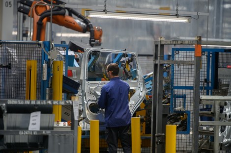 Ford Almussafes fija el calendario de paradas del ERTE RED en septiembre y octubre: cuatro en Motores y 14 en Vehículos