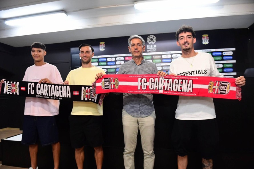 El Efesé ultima los trámites para inscribir a sus 12 fichajes tras ser requerido por la RFEF