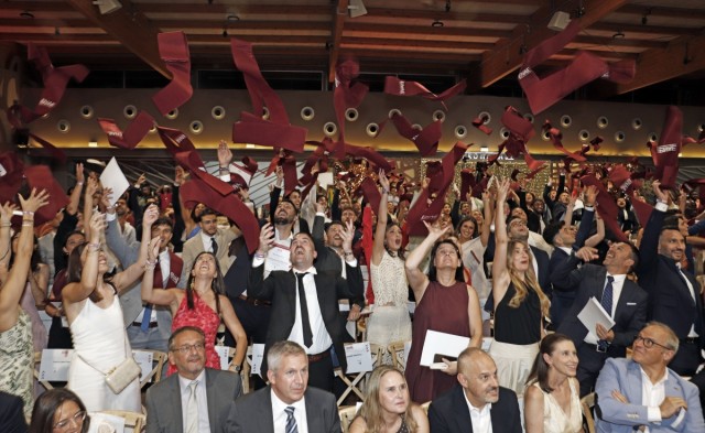ENAE gradúa a más de 200 alumnos de 20 nacionalidades ante 600 asistentes y con Ricardo Navarro como padrino