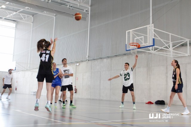 La UJI supera los 300.000 usos de las instalaciones deportivas con cerca de 8.000 usuarios
