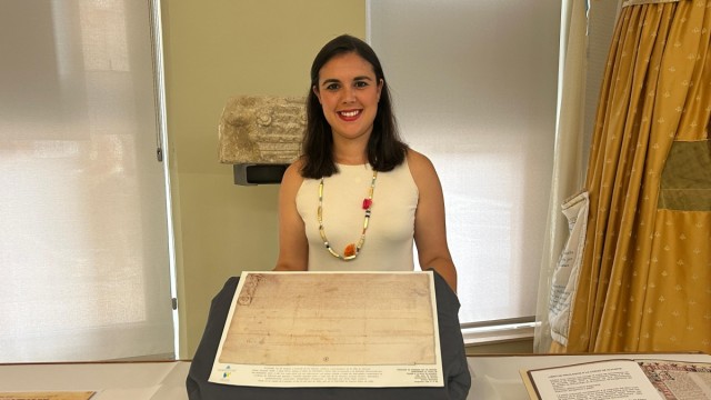El Archivo Municipal de Alicante muestra el título de ciudad de 1490 y conmemora el 750 aniversario de la muerte de Jaume I