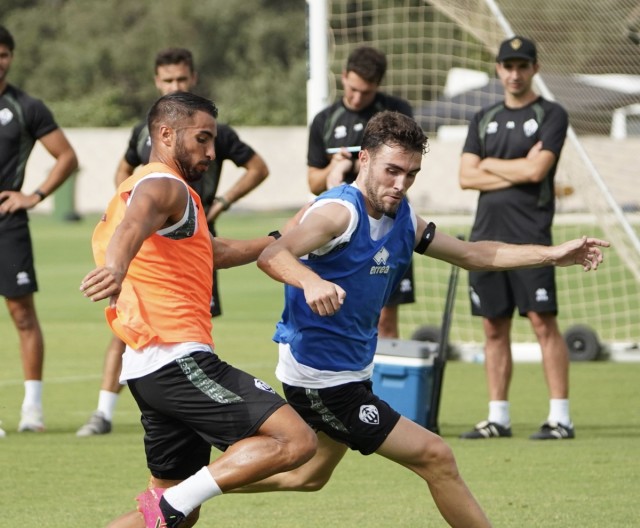 El Castellón mide su potencial ante el Valencia en un clásico estival