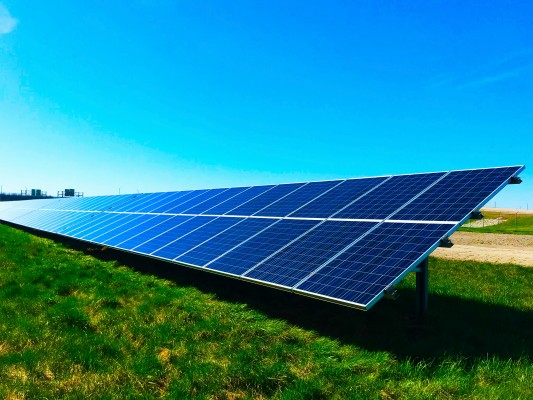 La planta solar Las Morenas, entre Los Alcázares y Cartagena, avanza con la evaluación de impacto ambiental 


