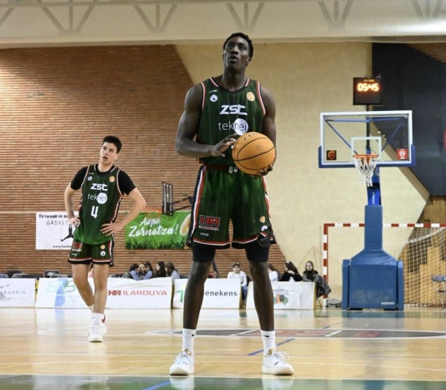 Más físico para el Intermáquinas Benicarló: Sakhir Ndiaye, nuevo fichaje