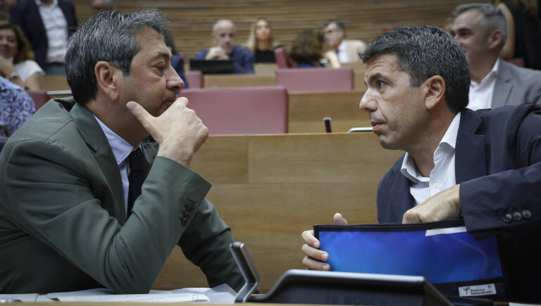 Mazón, preparado para el escenario de un Gobierno en solitario si rompe Vox