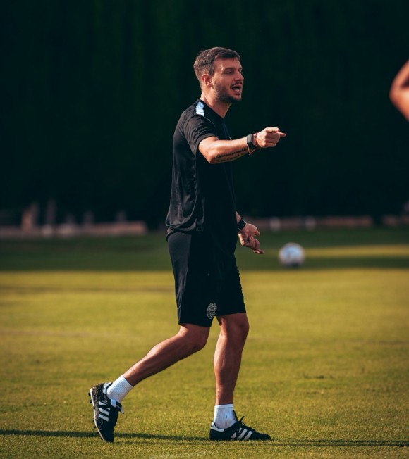 Eder Sarabia no era Sebastián Beccacece y Martín Anselmi no es el primero, aunque tengan puntos en común como apunta Marc Aguado