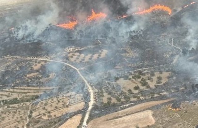 La Región de Murcia envía un helicóptero y 20 efectivos para ayudar en los incendios de Madrid