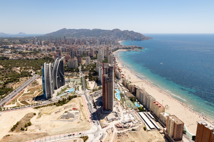 Benidorm, La Nucía y Finestrat: tres realidades inmobiliarias diferentes, desde los 209.000 euros al 1,2 millones