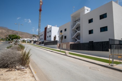 El aumento del coste de la vivienda y la inflación dificultan que la fortaleza del empleo de Alicante se traduzca en mayor bienestar