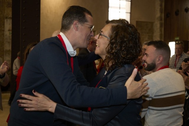 Diana y Alfaro se la juegan con Trini Amorós en Alicante