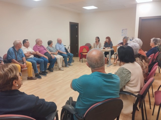 Alicante suscribe un convenio con la UA para realizar actividades que promuevan el envejecimiento activo