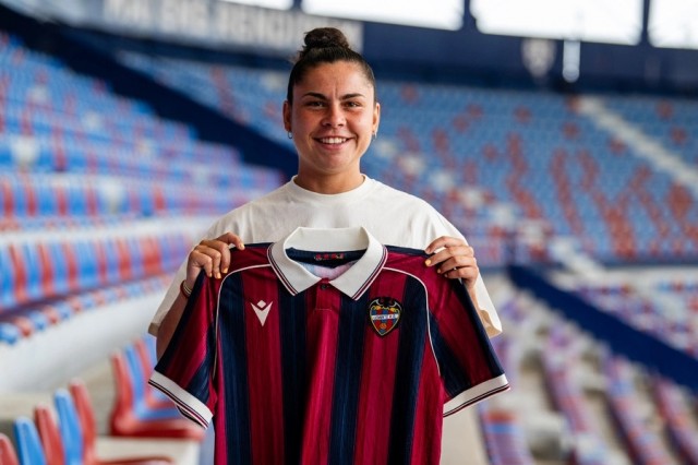 El Levante UD Femenino suma experiencia con el fichaje de Iria Castro