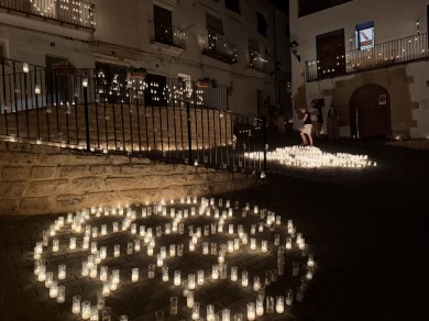 Titaguas bate su récord con más de 30.000 velas y 5.000 visitantes en su 