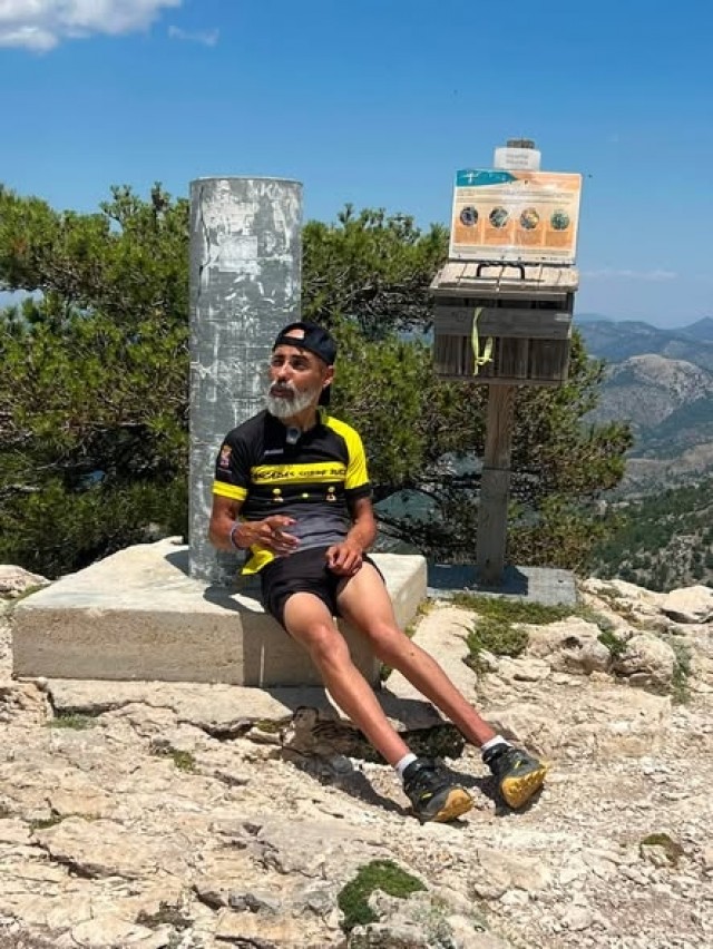 El deportista murciano Superpaco subirá el monte Mulhacén teniendo parálisis cerebral