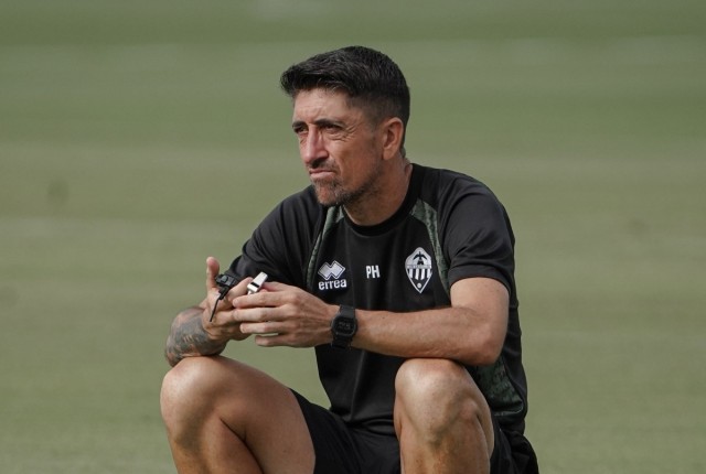 El Castellón, ante el reto de aligerar el vestuario a las puertas de la Liga