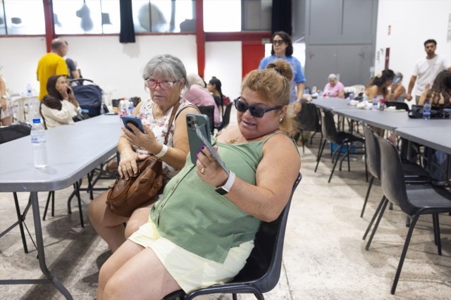 Sanidad reprograma las citas médicas de las personas afectadas por el incendio en la Vall d'Uixó