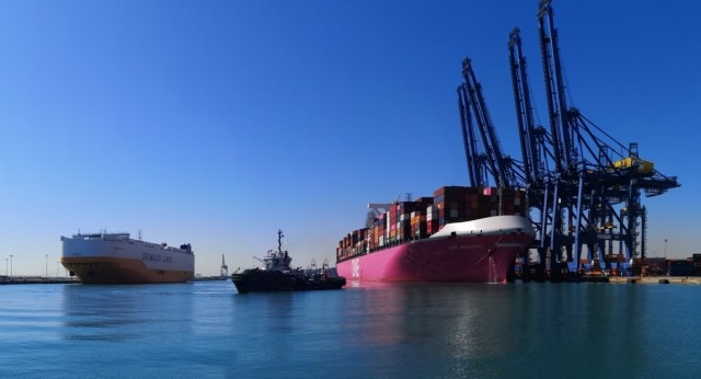 Bruselas aprueba un plan español de 74 millones para el transporte marítimo por el alza del combustible